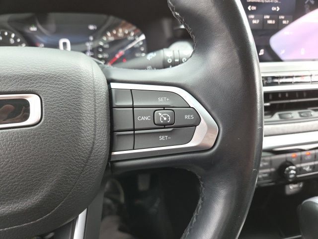 Used 2022 Jeep Compass Latitude AWD/4WD image 10