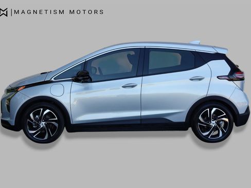 Used 2023 Chevrolet Bolt LT w/ Infotainment Package image 2