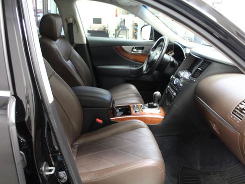 Used 2013 INFINITI FX37 AWD w/ Premium Pkg image 25