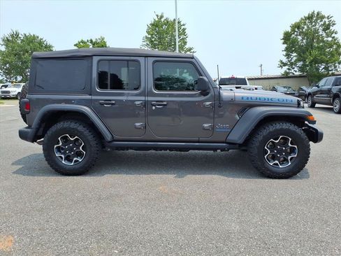 Used 2021 Jeep Wrangler Unlimited Sport AWD/4WD image 3