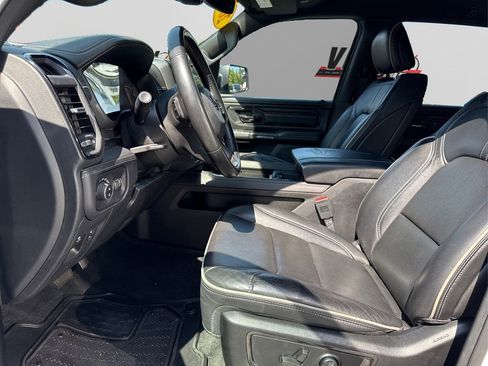 Used 2023 RAM 1500 Limited w/ Body Color Bumper Group image 8