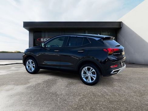 Used 2023 Buick Encore GX Preferred w/ Cold Weather Comfort Package FWD image 3