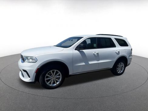 Used 2024 Dodge Durango SXT image 8