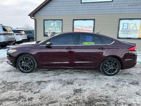 Used 2018 Ford Fusion SE w/ Equipment Group 201A image 8
