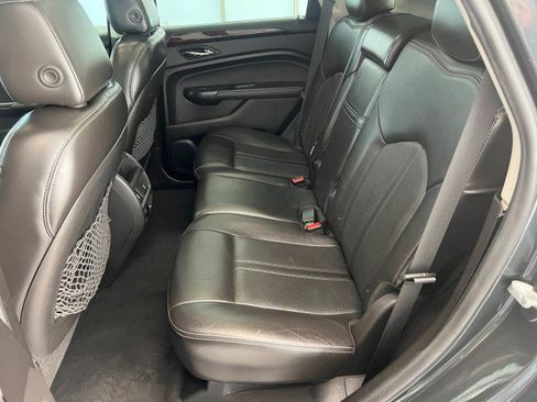 Used 2014 Cadillac SRX Luxury image 32