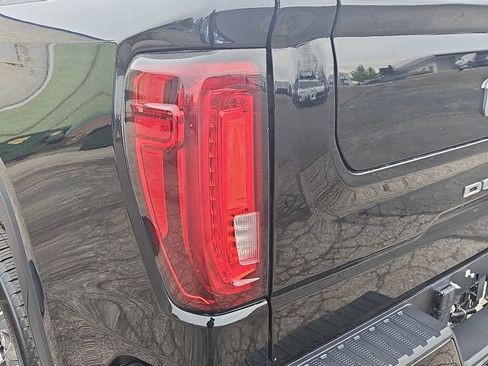 Certified 2023 GMC Sierra 1500 Denali w/ Denali Reserve Package AWD/4WD image 40
