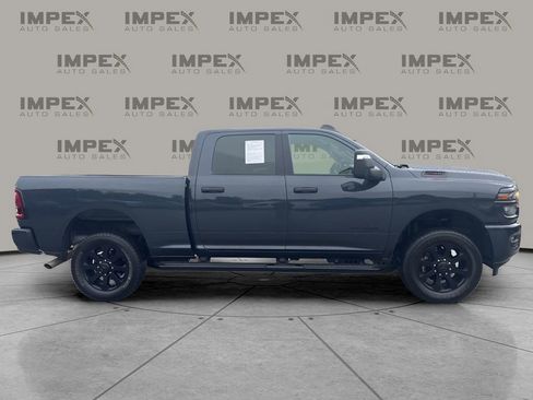 Used 2025 RAM 2500 Big Horn AWD/4WD image 6