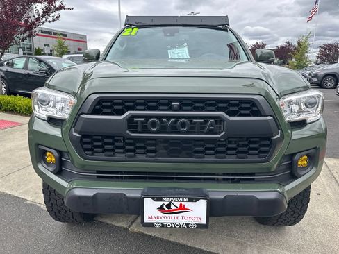 Used 2021 Toyota Tacoma SR5 w/ Trail Edition AWD/4WD image 8