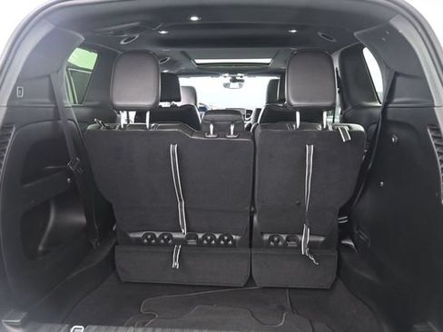 Used 2024 Chrysler Pacifica Touring-L w/ S Appearance Package FWD image 7