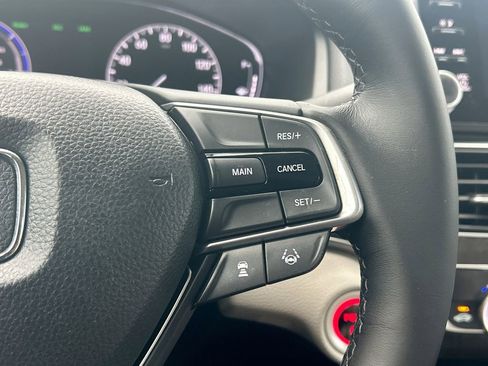 Used 2018 Honda Accord EX-L image 23