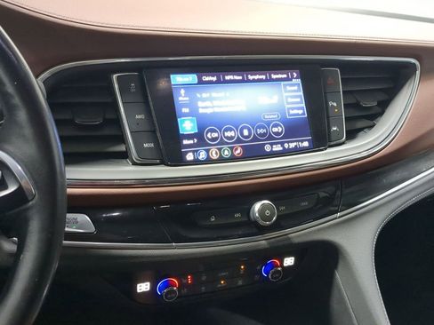 Used 2021 Buick Enclave Avenir w/ Avenir Technology Package image 45