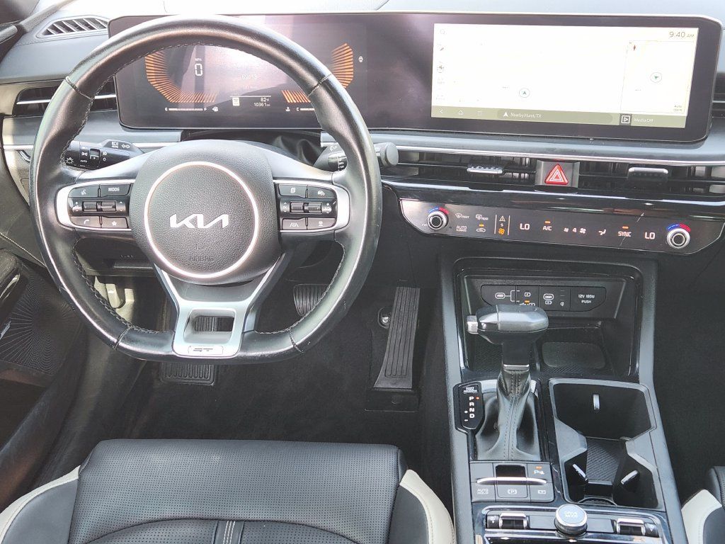 Used 2025 Kia K5 GT-Line w/ GT-Line Premium Package FWD image 10