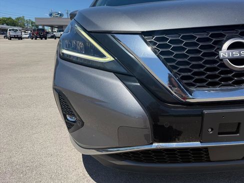 Used 2023 Nissan Murano SV AWD/4WD image 5