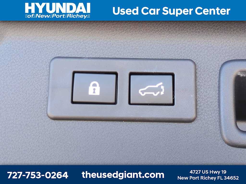 Used 2025 Subaru Forester Premium AWD/4WD image 13