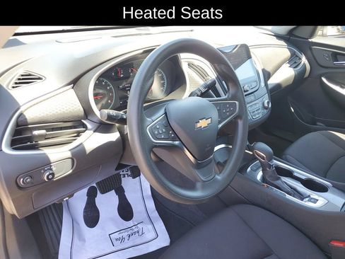 Used 2025 Chevrolet Malibu LT FWD image 7