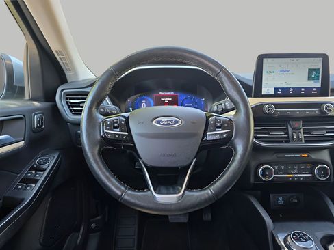 Used 2022 Ford Escape Titanium w/ Titanium Elite Package AWD/4WD image 17