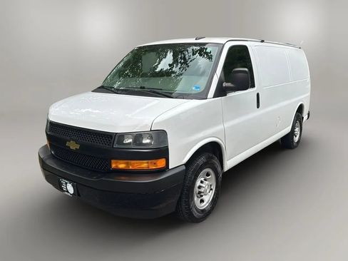 Used 2021 Chevrolet Express 2500 w/ Driver Convenience Package RWD image 10