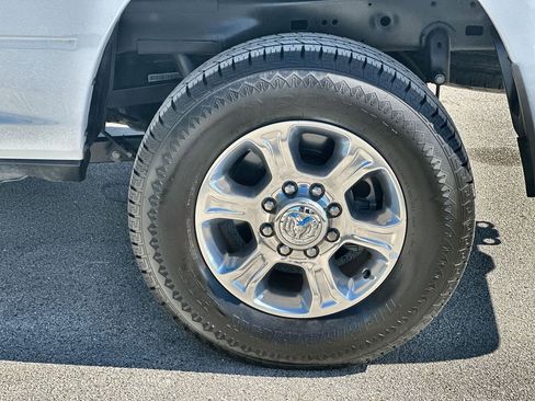 Used 2024 RAM 2500 Big Horn image 31