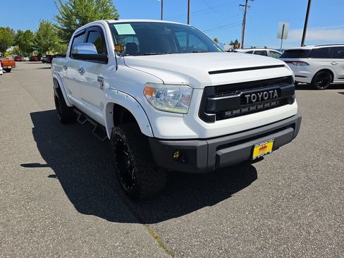 Used 2017 Toyota Tundra Platinum AWD/4WD image 8