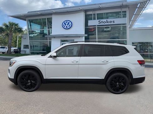 New 2026 Volkswagen Atlas SE FWD image 7
