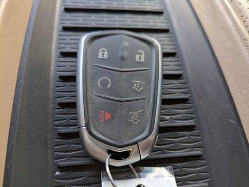 Used 2020 Cadillac Escalade Platinum w/ Escalade Sport Edition image 37