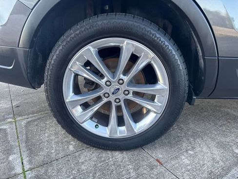 Used 2019 Ford Explorer XLT w/ Equipment Group 202A image 32