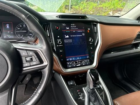 Used 2022 Subaru Outback Touring XT AWD/4WD image 11