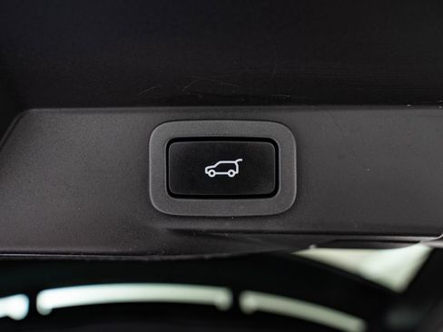 Used 2019 Land Rover Range Rover Sport HSE image 23