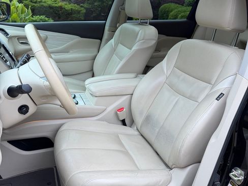 Used 2016 Nissan Murano Platinum w/ Platinum Technology Package FWD image 15