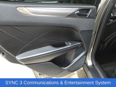 Used 2017 Lincoln MKC Reserve w/ Canadian Touring Package image 30