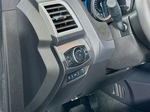 Used 2015 Ford Explorer XLT w/ Equipment Group 201B image 10