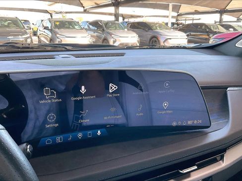 Used 2024 Cadillac XT4 Sport FWD image 34
