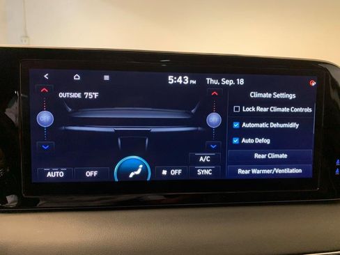 Used 2025 Hyundai Palisade Calligraphy AWD/4WD image 23