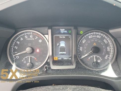 Used 2023 Toyota Tacoma TRD Off-Road w/ Advanced Technology Package image 35