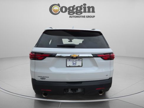 Used 2023 Chevrolet Traverse LT image 4