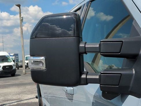 New 2026 Ford F250 Lariat w/ Black Appearance Package image 12