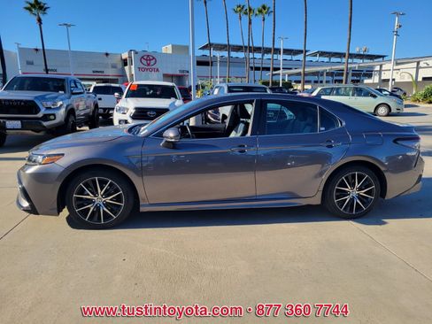 Certified 2023 Toyota Camry SE image 6