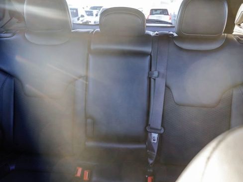 Certified 2023 Jeep Compass Latitude image 25