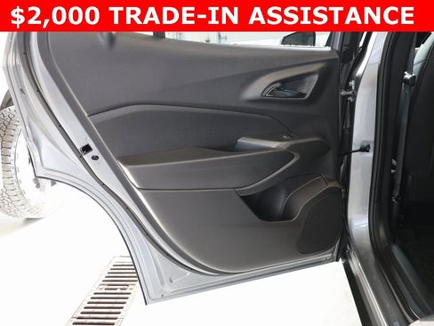 New 2026 Chevrolet Trax RS w/ Sunroof Package image 27