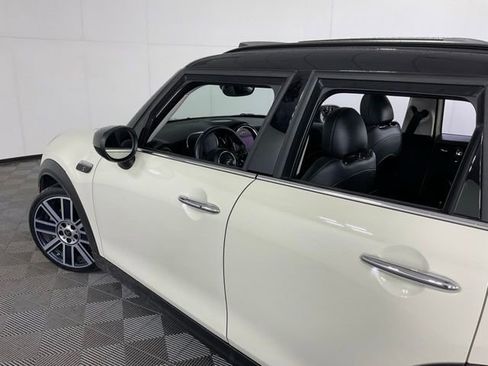 Used 2022 MINI Cooper S w/ Premium Package image 40