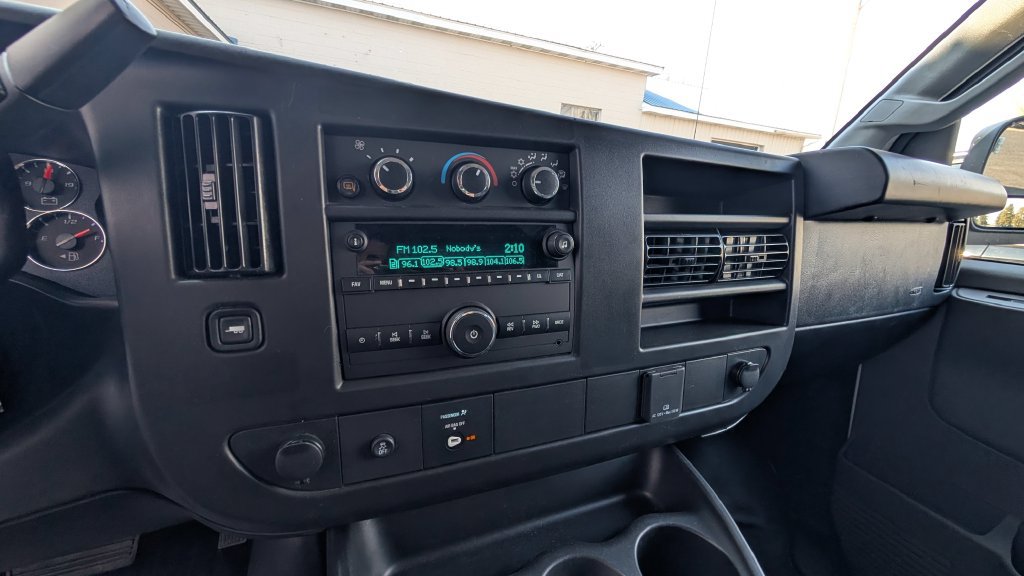 Used 2025 GMC Savana 2500 w/ Driver Convenience Package RWD image 11