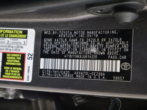 Used 2018 Toyota Camry SE w/ Convenience Package FWD image 38