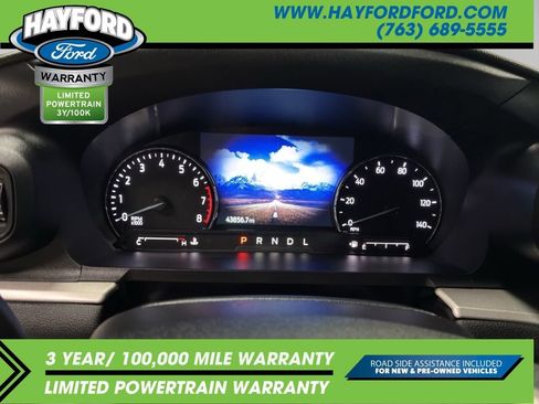 Used 2022 Ford Explorer XLT w/ Class IV Trailer Tow Package AWD/4WD image 10