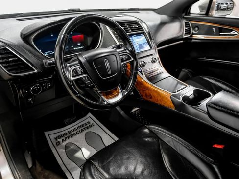 Used 2019 Lincoln Nautilus Reserve image 3