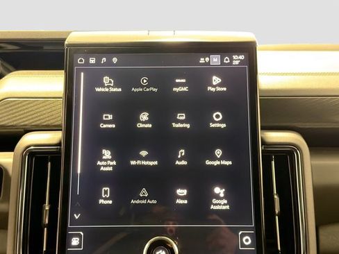 Used 2025 GMC Yukon XL AT4 w/ Premium Trailering Package image 15