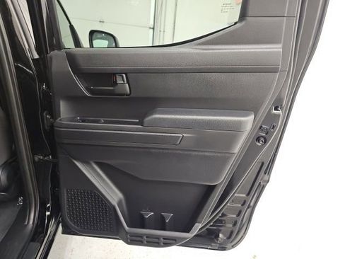 Certified 2024 Toyota Tacoma SR image 33