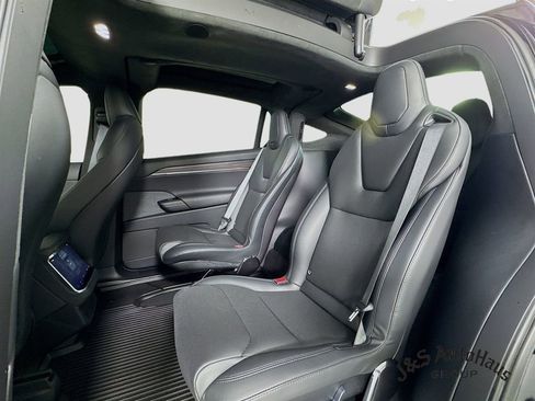 Used 2026 Tesla Model X image 27
