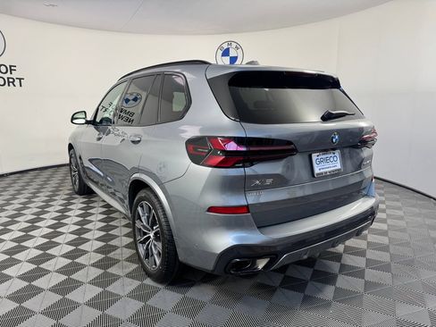 New 2026 BMW X5 xDrive40i w/ M Sport Package AWD/4WD image 8