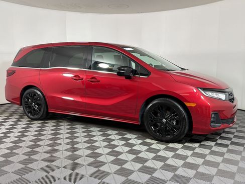 Used 2025 Honda Odyssey Sport-L image 7