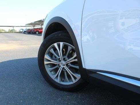 Used 2022 Buick Envision Preferred FWD image 11